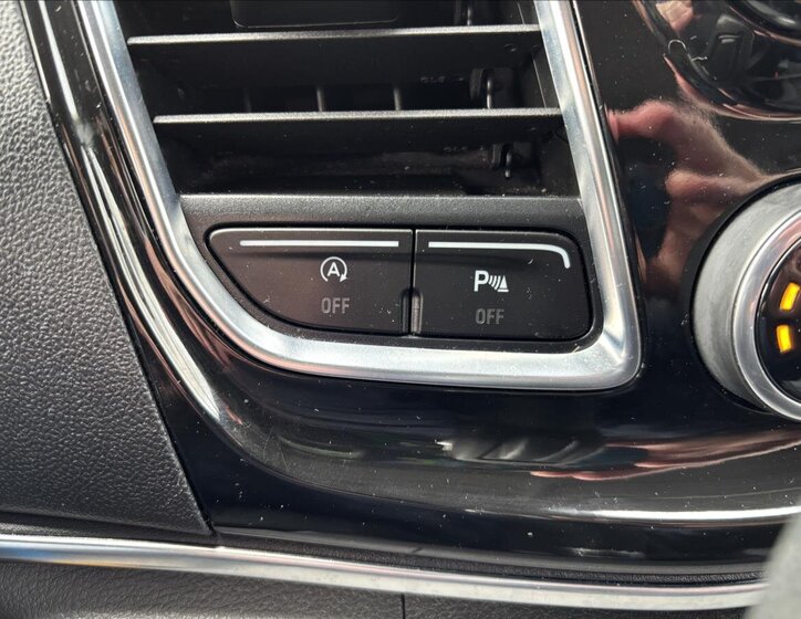 Ford Tourneo Custom Kombi 2,0 l 125 kw