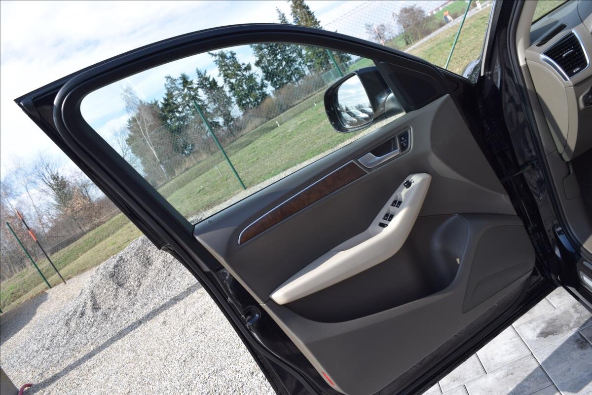 Audi Q5 SUV / Terénní 2,0 l 105 kw