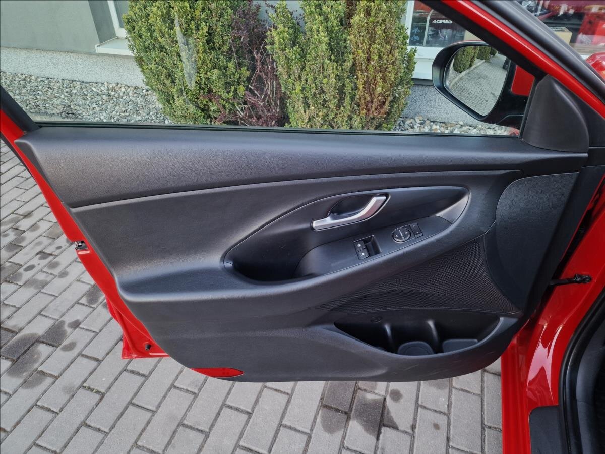 Hyundai i30 Kombi 998,0 88 kw