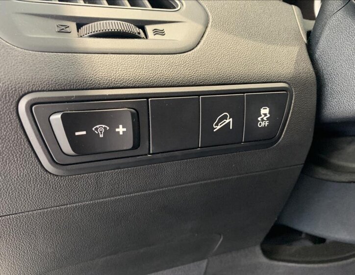 Hyundai ix35 SUV / Terénní 1,6 l 99 kw