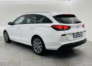 Hyundai i30 23