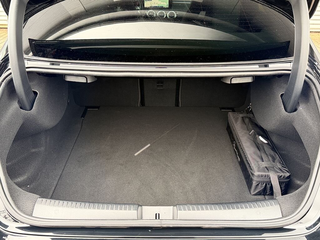 Mercedes-Benz CLA Sedan / Limuzína 2,0 l 110 kw