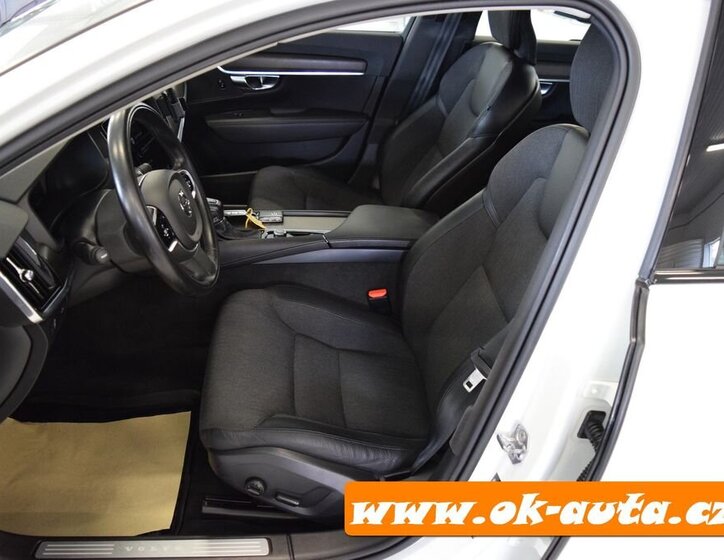 Volvo V90 Kombi 2,0 l 140 kw