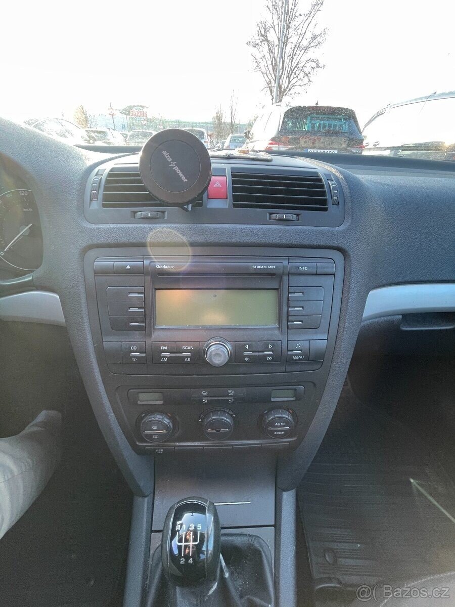 Škoda Octavia Kombi 0,0 77 kw