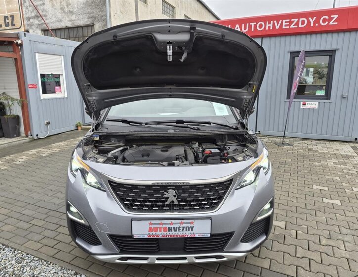 Peugeot 5008 MPV 1,6 l 133 kw