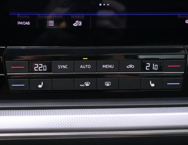 Volkswagen Touareg 75