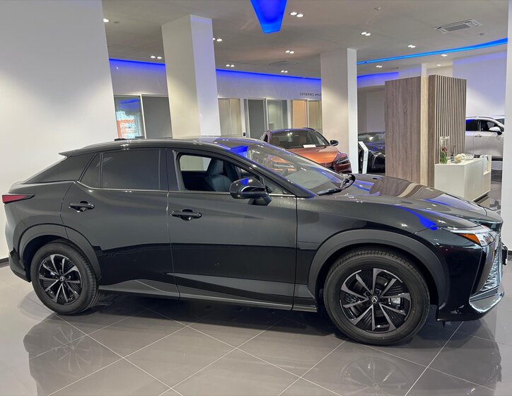 Lexus Ostatní SUV / Terénní 0,0 280 kw