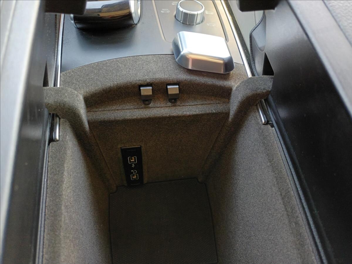 Mercedes-Benz GLS SUV / Terénní 3,0 l 190 kw