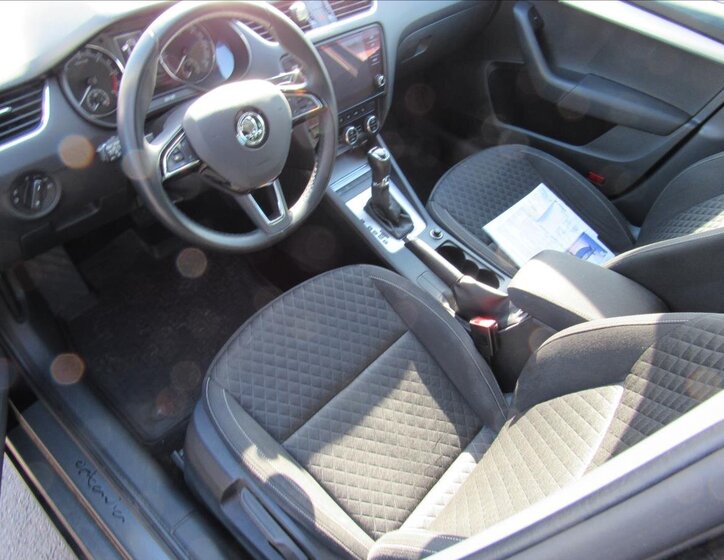 Škoda Octavia Kombi 2,0 l 110 kw