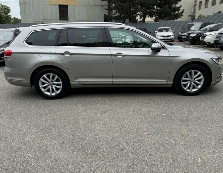 Volkswagen Passat Kombi 2,0 l 110 kw