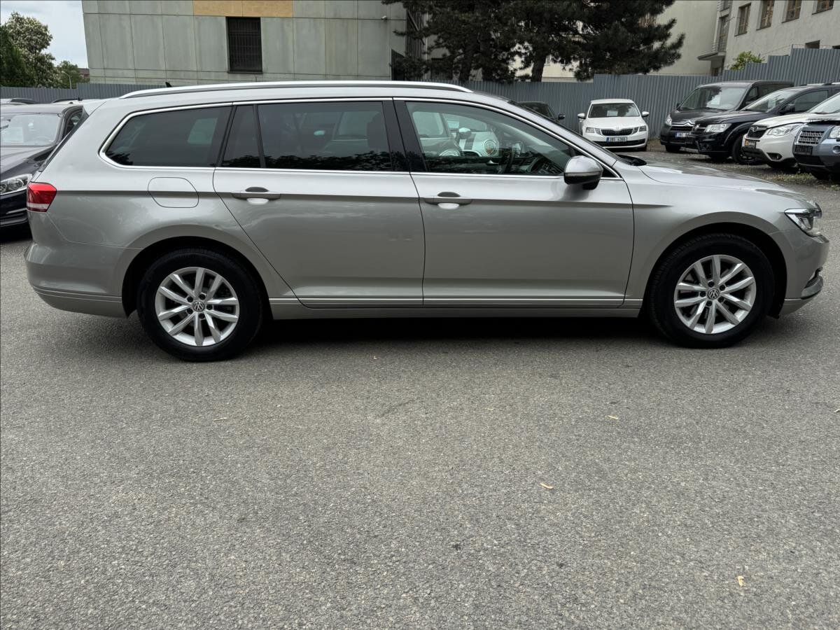 Volkswagen Passat Kombi 2,0 l 110 kw