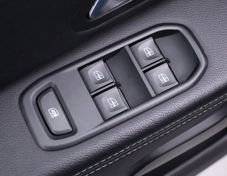 Dacia Duster SUV / Terénní 999,0 74 kw