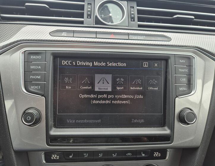 Volkswagen Passat 25