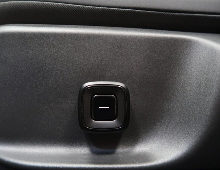 Volvo EX30 Hatchback 0,0 200 kw