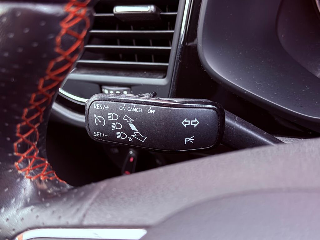 Seat Leon Hatchback 1,4 l 92 kw