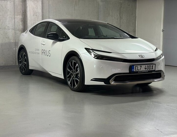 Toyota Prius Hatchback 2,0 l 164 kw