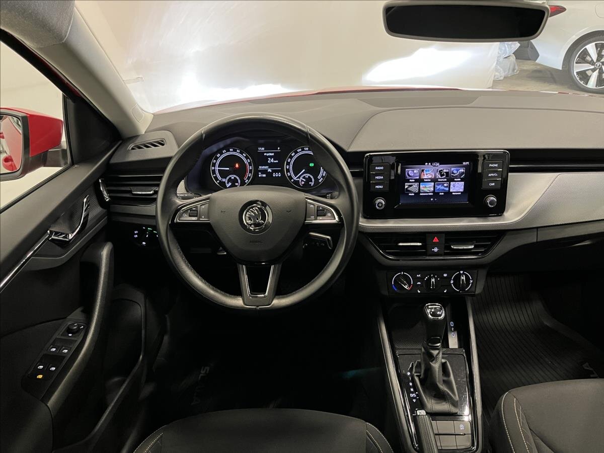 Škoda Scala Hatchback 1,6 l 85 kw