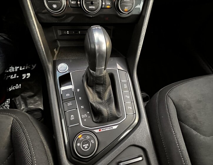 Volkswagen Tiguan 13