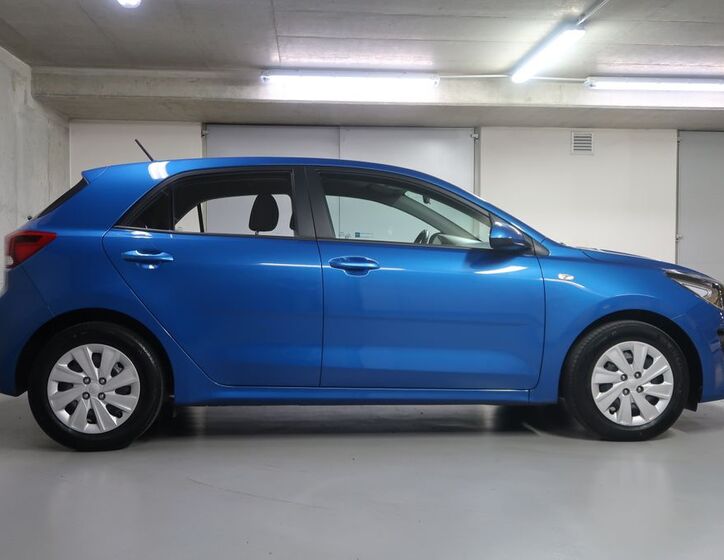 KIA Rio 4