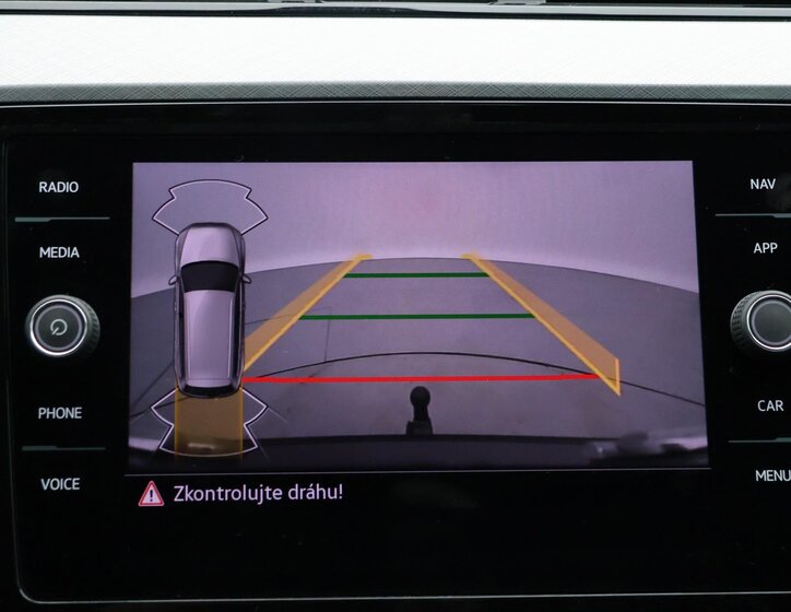 Volkswagen Passat Kombi 1,5 l 373 kw