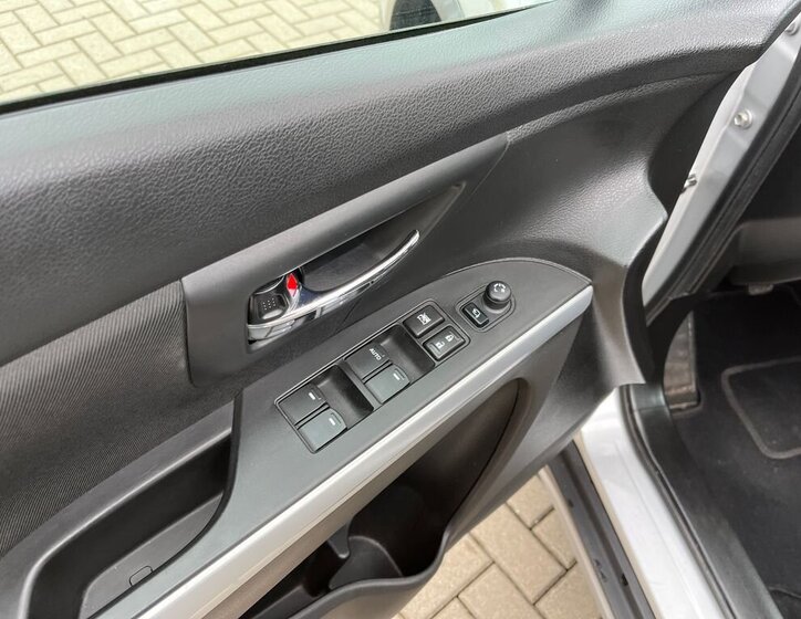 Suzuki SX4 S-Cross SUV / Terénní 998,0 82 kw