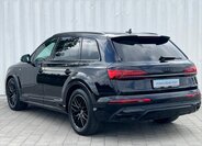 Audi Q7 5