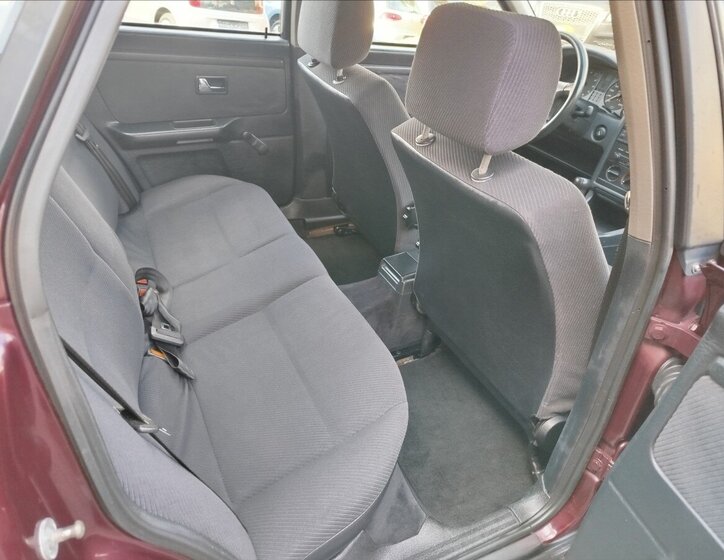 Audi 80 Sedan / Limuzína 2,0 l 66 kw