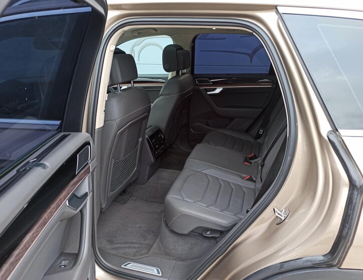 Volkswagen Touareg 12