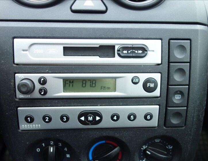 Ford Fiesta Hatchback 1,3 l 51 kw