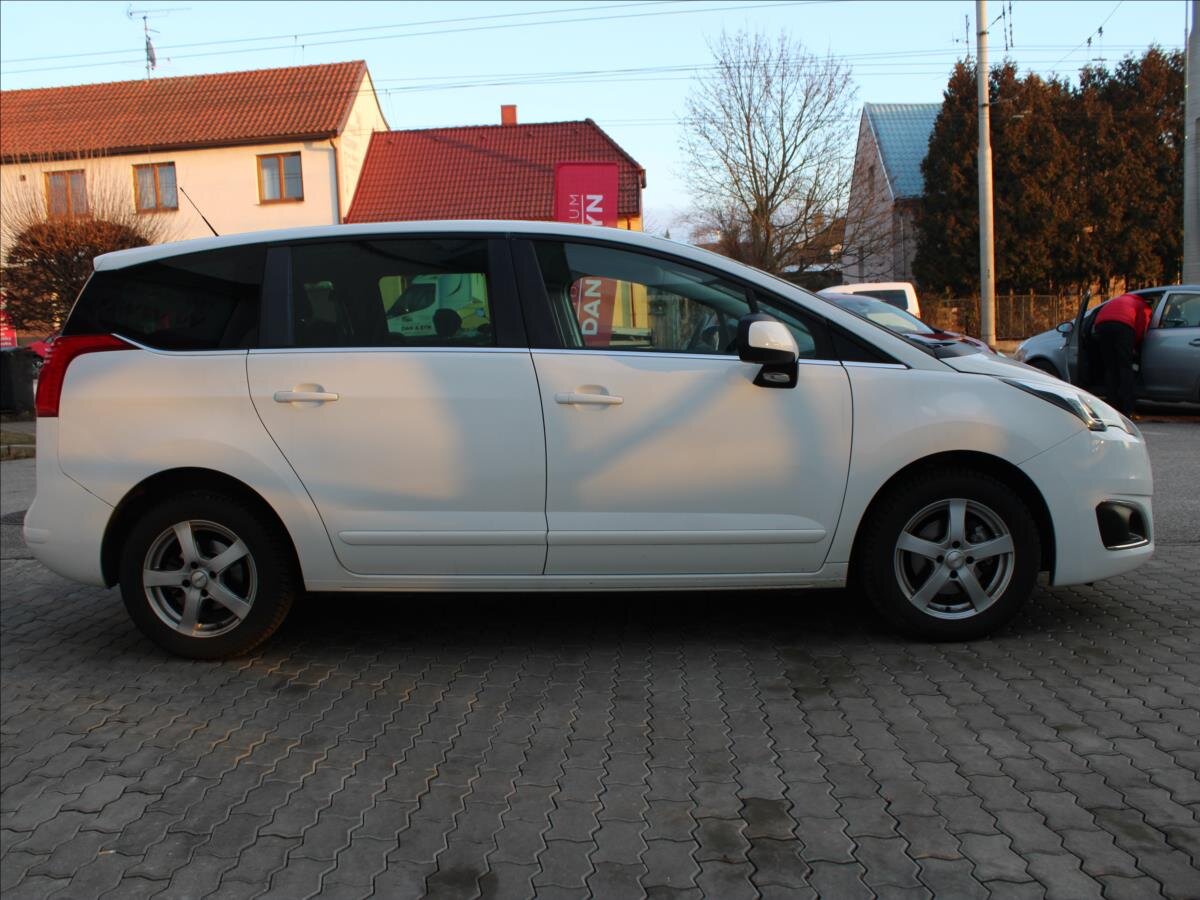 Peugeot 5008 MPV 1,6 l 84 kw