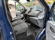 Ford Transit 9