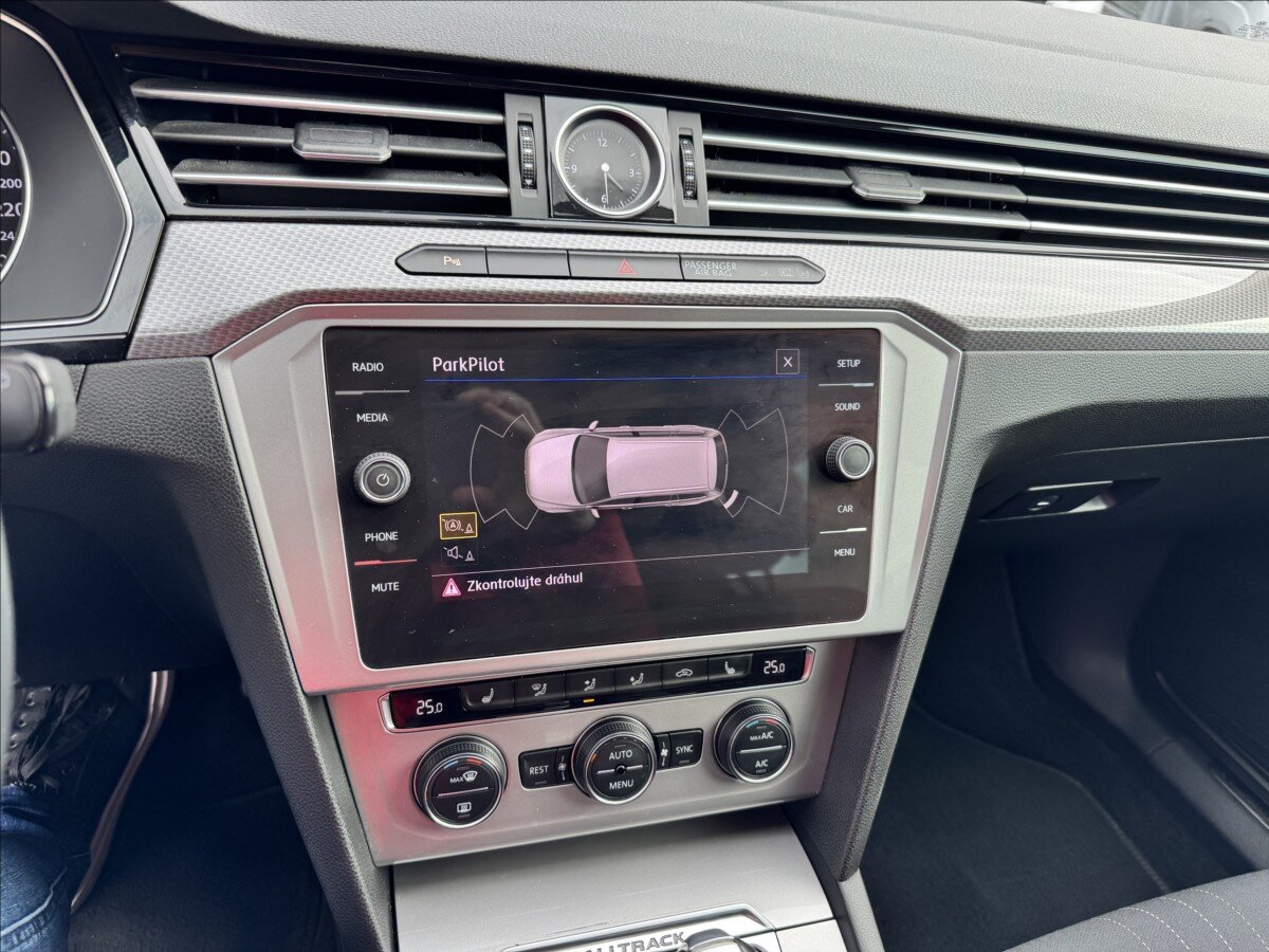 Volkswagen Passat Kombi 2,0 l 140 kw