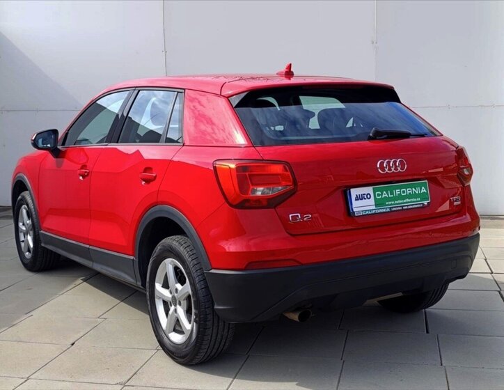 Audi Q2 SUV / Terénní 999,0 85 kw