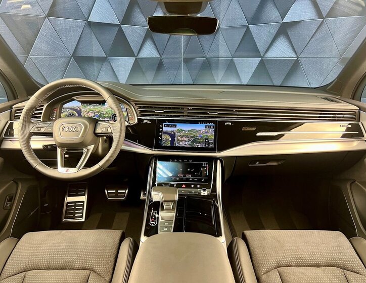 Audi Q7 SUV / Terénní 3,0 l 210 kw