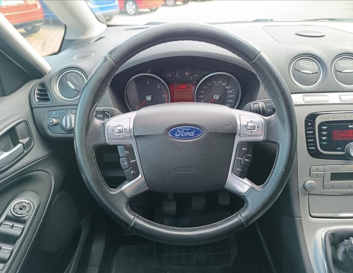 Ford S-MAX MPV 2,0 l 103 kw