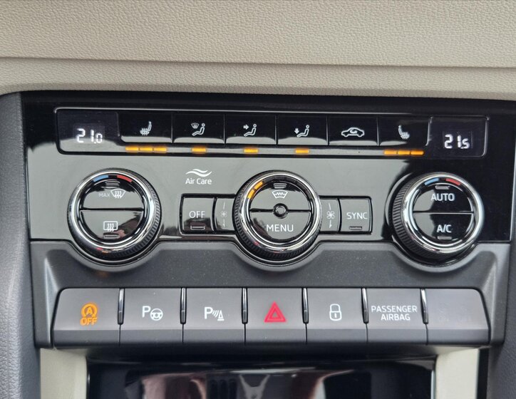 Škoda Karoq SUV 1,5 l 110 kw