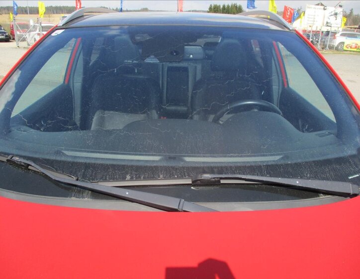 Nissan Qashqai SUV 1,6 l 96 kw