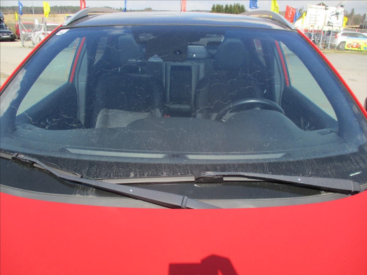 Nissan Qashqai SUV 1,6 l 96 kw