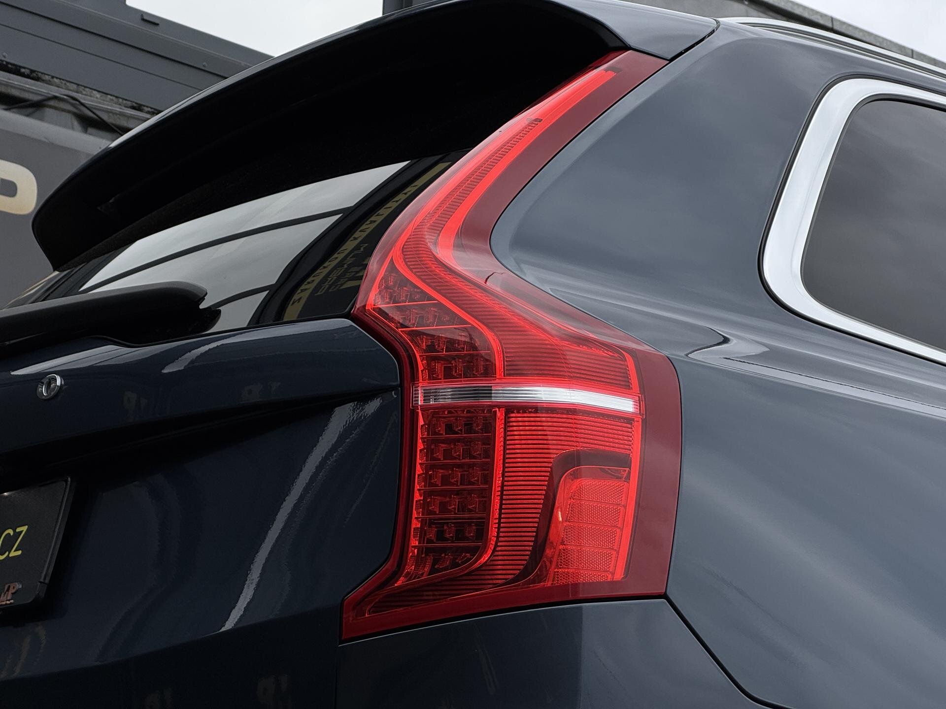 Volvo XC90 SUV / Terénní 2,0 l 173 kw