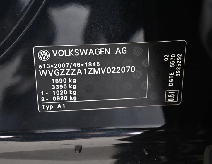 Volkswagen T-Roc SUV 1,6 l 85 kw