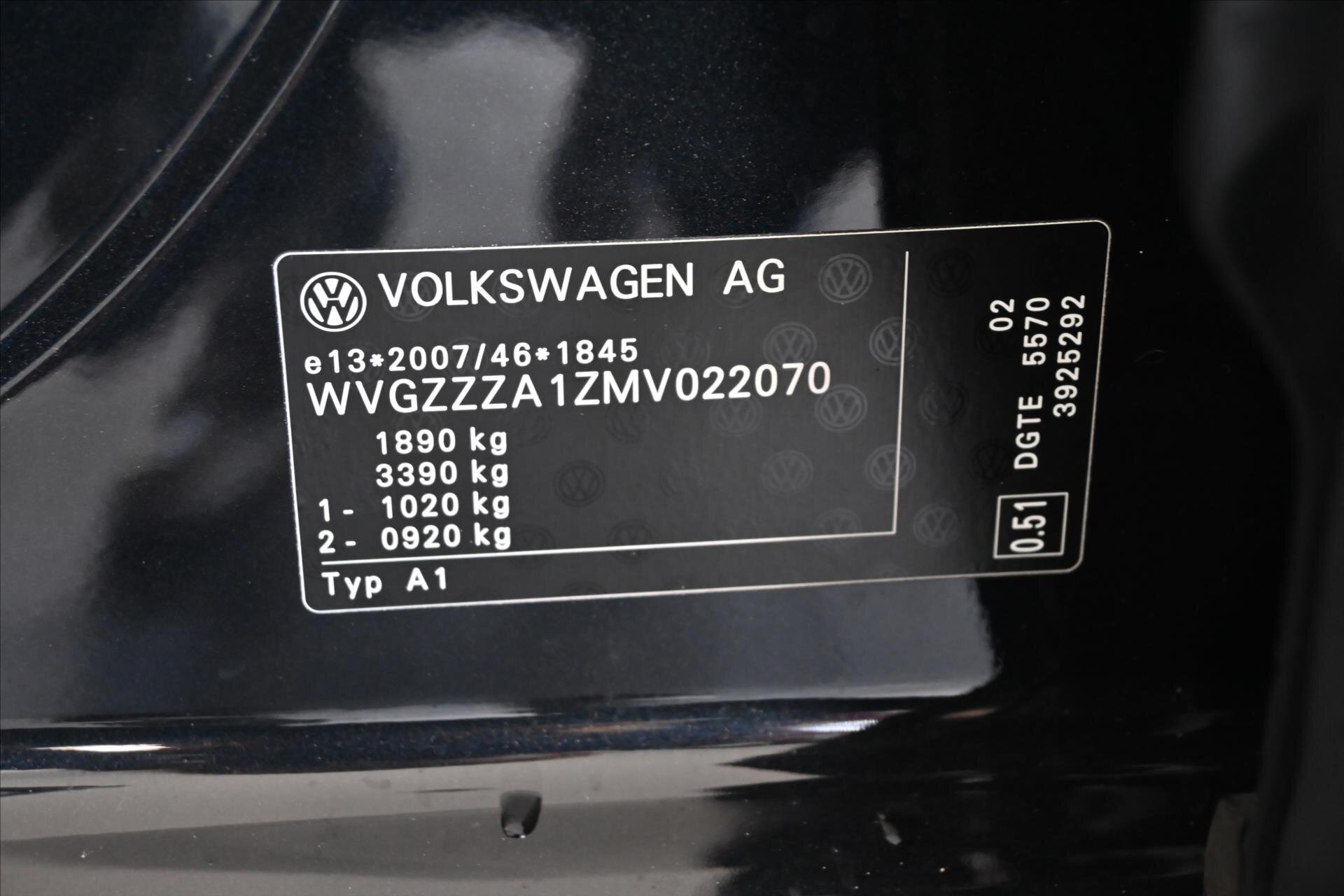 Volkswagen T-Roc SUV 1,6 l 85 kw