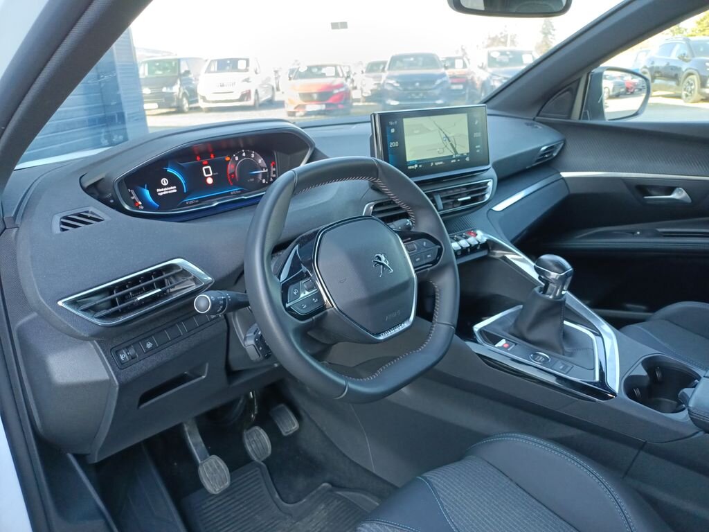 Peugeot 5008 SUV / Terénní 1,2 l 96 kw