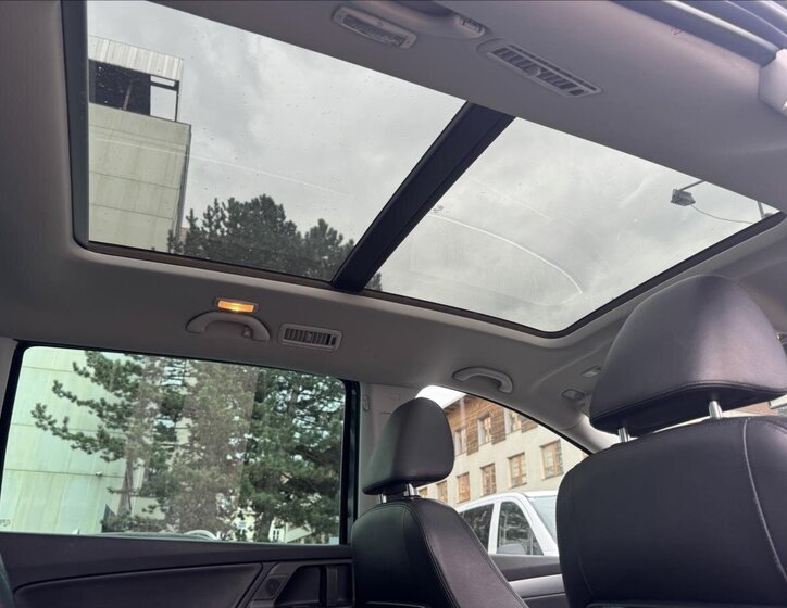 Volkswagen Sharan MPV 2,0 l 147 kw