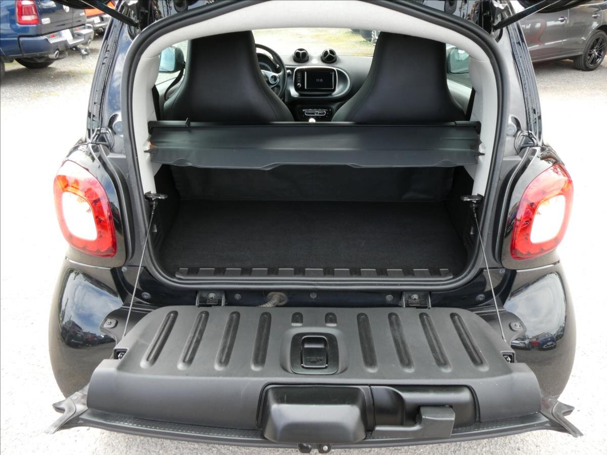 Smart Fortwo Hatchback 898,0 66 kw