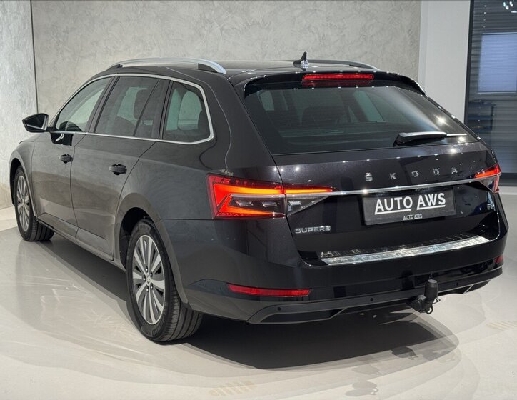 Škoda Superb Kombi 1,4 l 160 kw