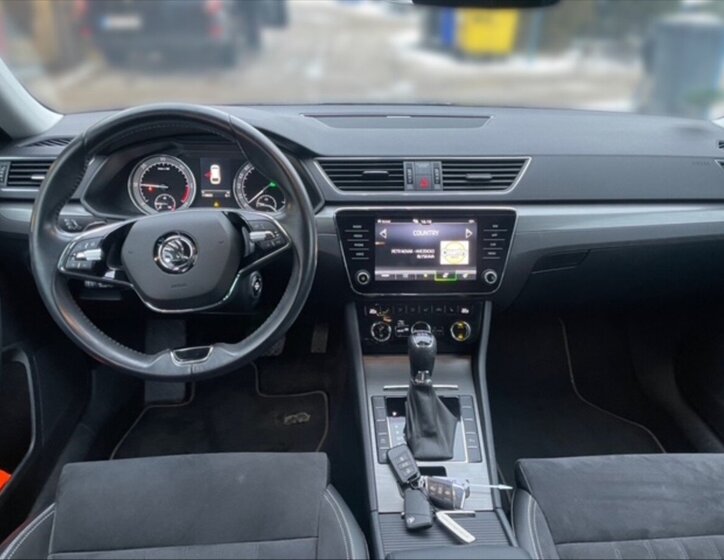 Škoda Superb Kombi 2,0 l 110 kw