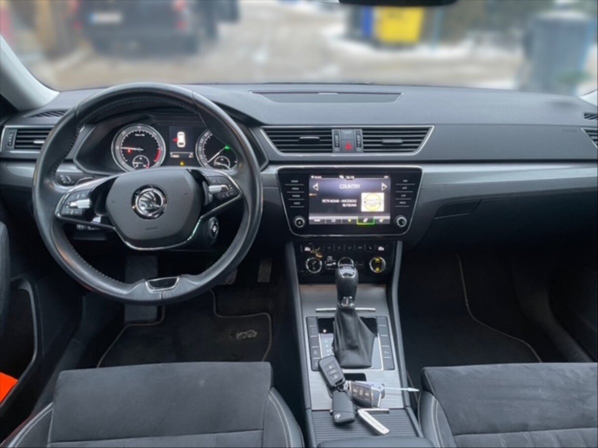 Škoda Superb Kombi 2,0 l 110 kw