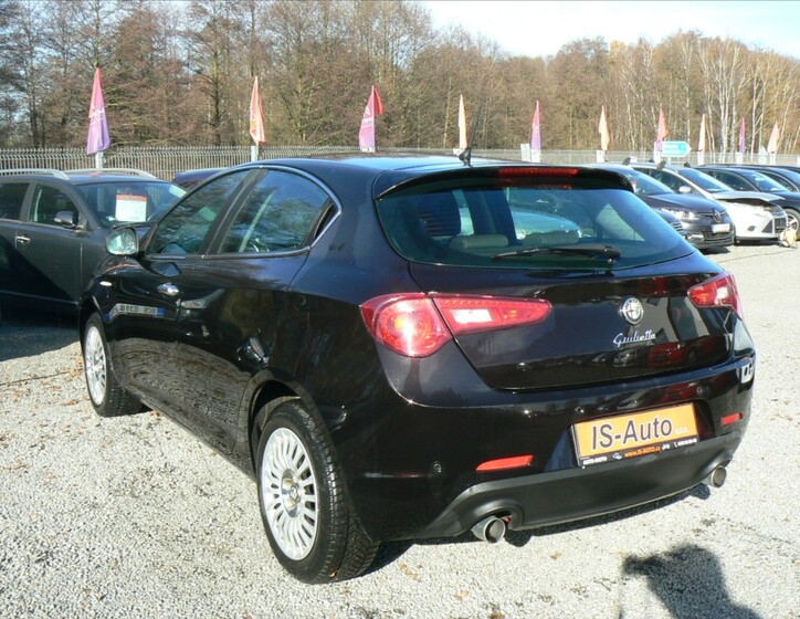 Alfa Romeo Giulietta 5