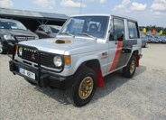 Mitsubishi Pajero SUV / Terénní 2,5 l 70 kw