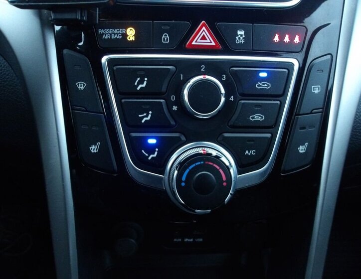 Hyundai i30 Kombi 1,6 l 99 kw